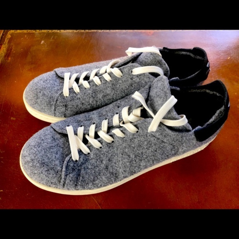 Gray fleece sneakers